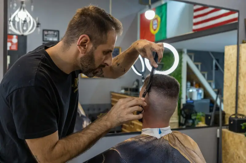 Corte de cabelo Ganesha Ink